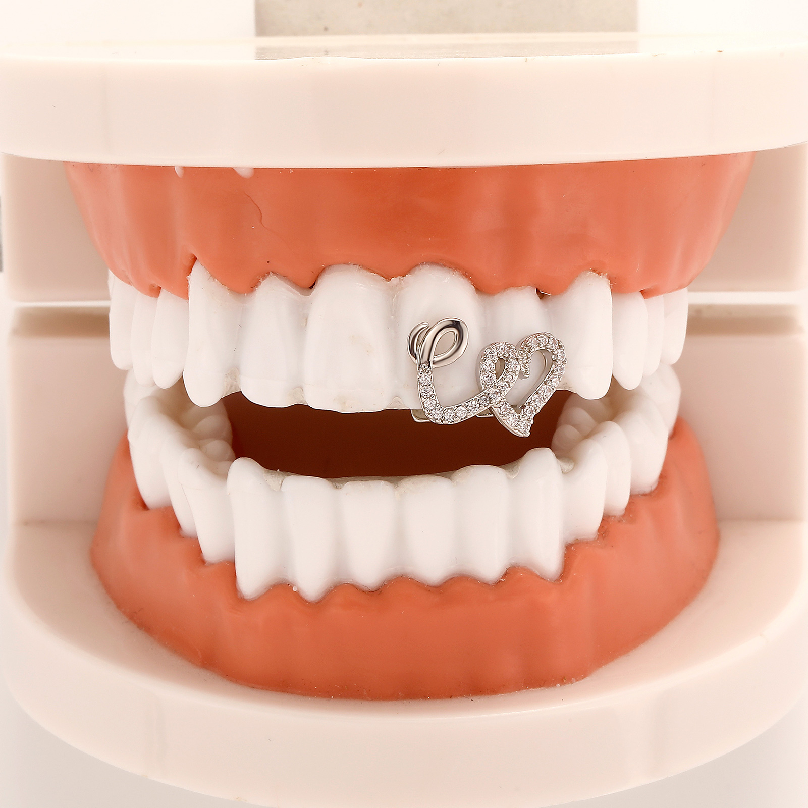 TOPGRILLZ Double Heart Teeth C - đánh giá và giá Mens Fashion Caps
